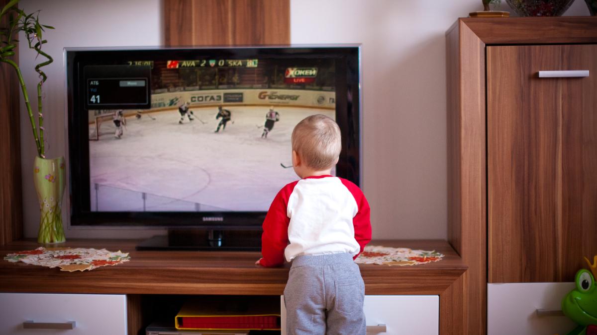 As TVs Samsung oferecem modos de som pré-configurados, pensados para diferentes tipos de conteúdo