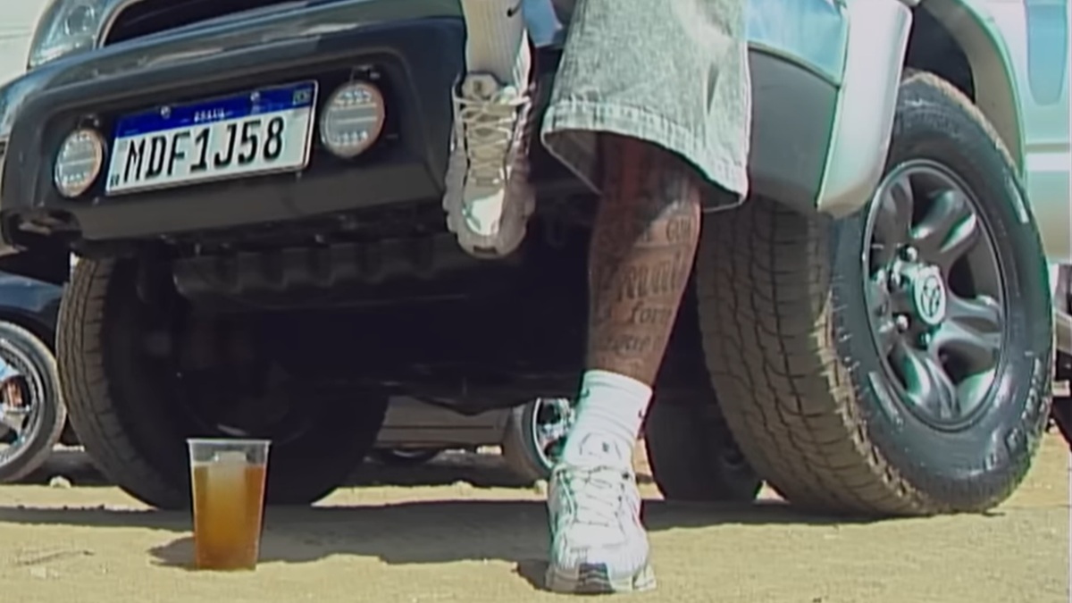 Clipe ganhou referências de Vida Loka Parte 2/Reprodução