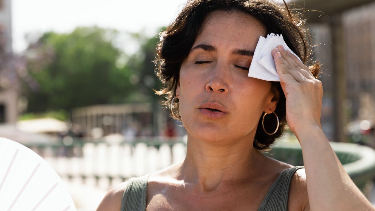 Além da desidratação, o calor intenso pode causar outras alterações no organismo e comprometer o bem-estar, principalmente quando alguns cuidados básicos são negligenciados (Fotos: Freepik)