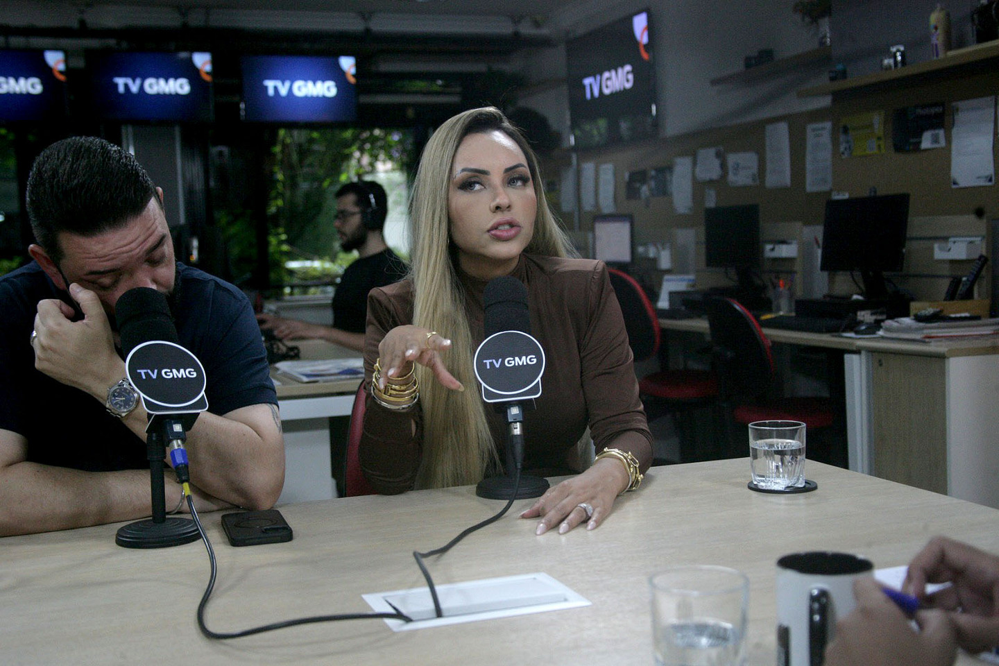Rainha de bateria da Rosas de Ouro desde 2019, Ana Beatriz destacou a responsabilidade de ocupar um dos postos mais simbólicos do Carnaval. Fotos: Adrielle Gaseta/Gazeta de S.Paulo