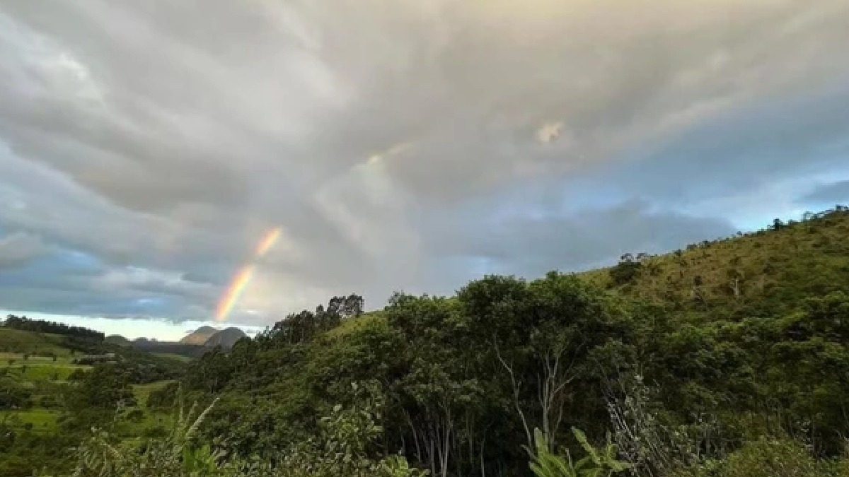 A fazenda fica em Teresópolis, região conhecida pelo clima ameno, relevo montanhoso e áreas remanescentes da Mata Atlântica.
