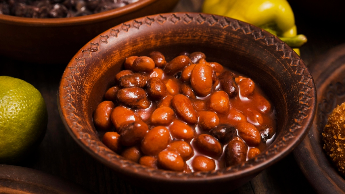 Inovação busca reduzir o mal-estar digestivo sem comprometer o valor nutricional nem o sabor, mantendo o feijão como base da alimentação saudável - (Freepik)