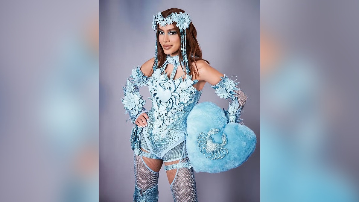 Look da cantora é inspirado no signo de Câncer