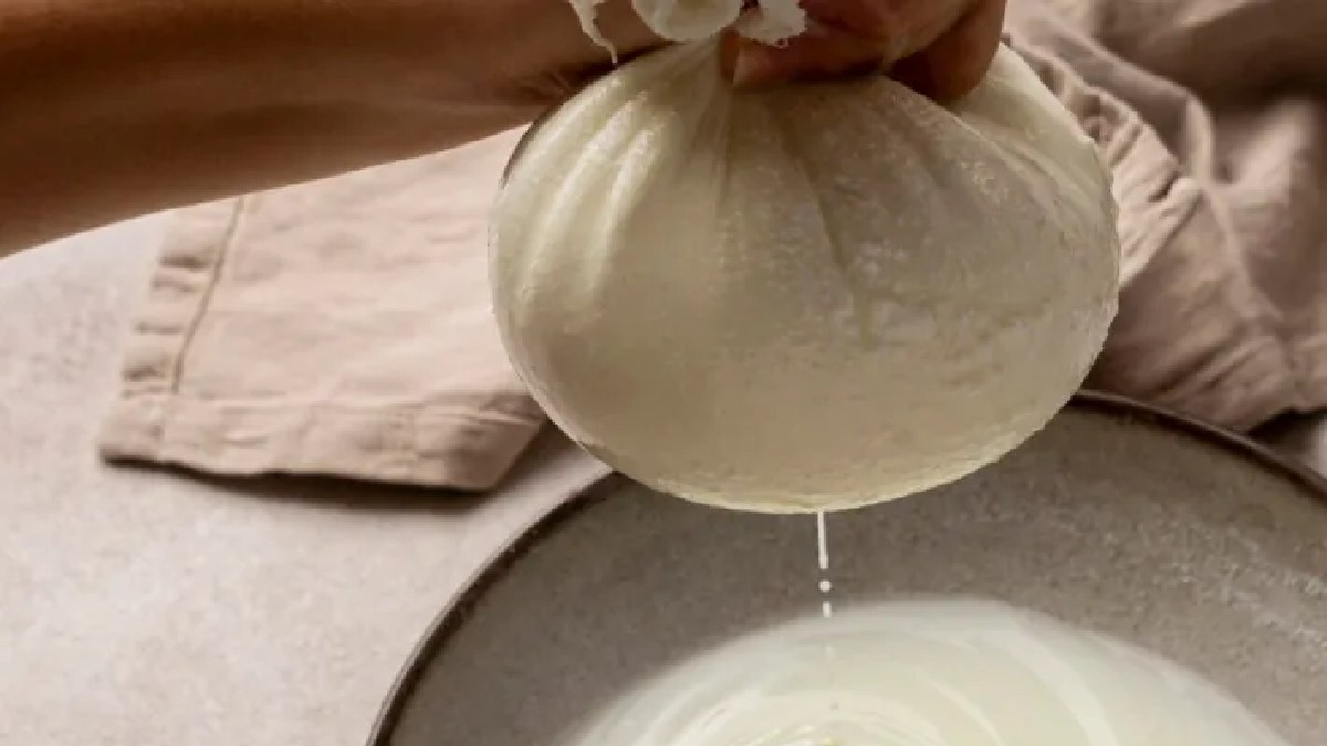 A água da lavagem do arroz pode ter usos melhores do que o descarte no ralo da cozinha