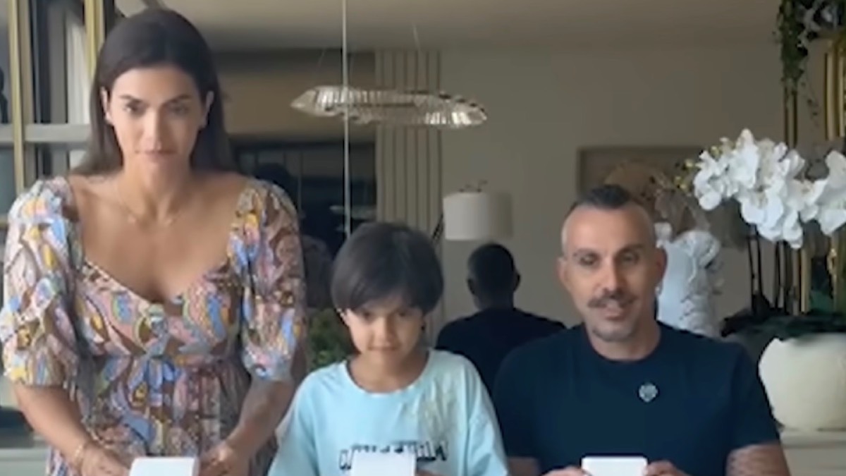 2. A cantora deixou a carreira musical no Brasil para focar nos negócios da família no continente africano. Foto: Reprodução/Youtube