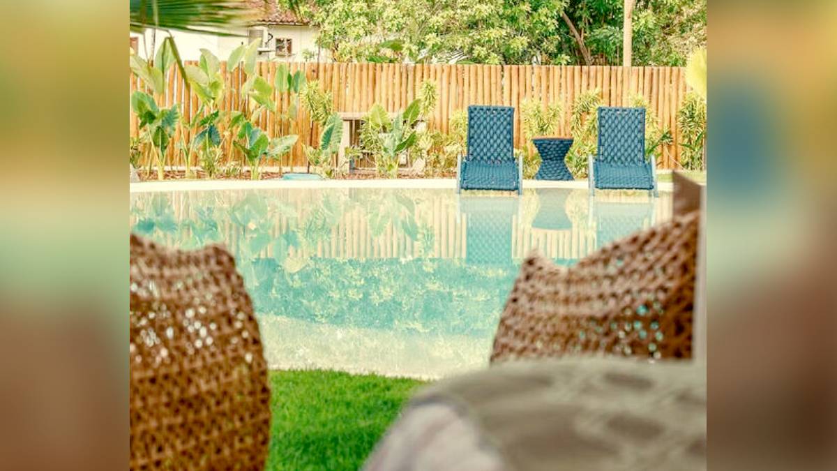 A residência dispõe de oito suítes distribuídas de forma a acomodar diferentes perfis de público