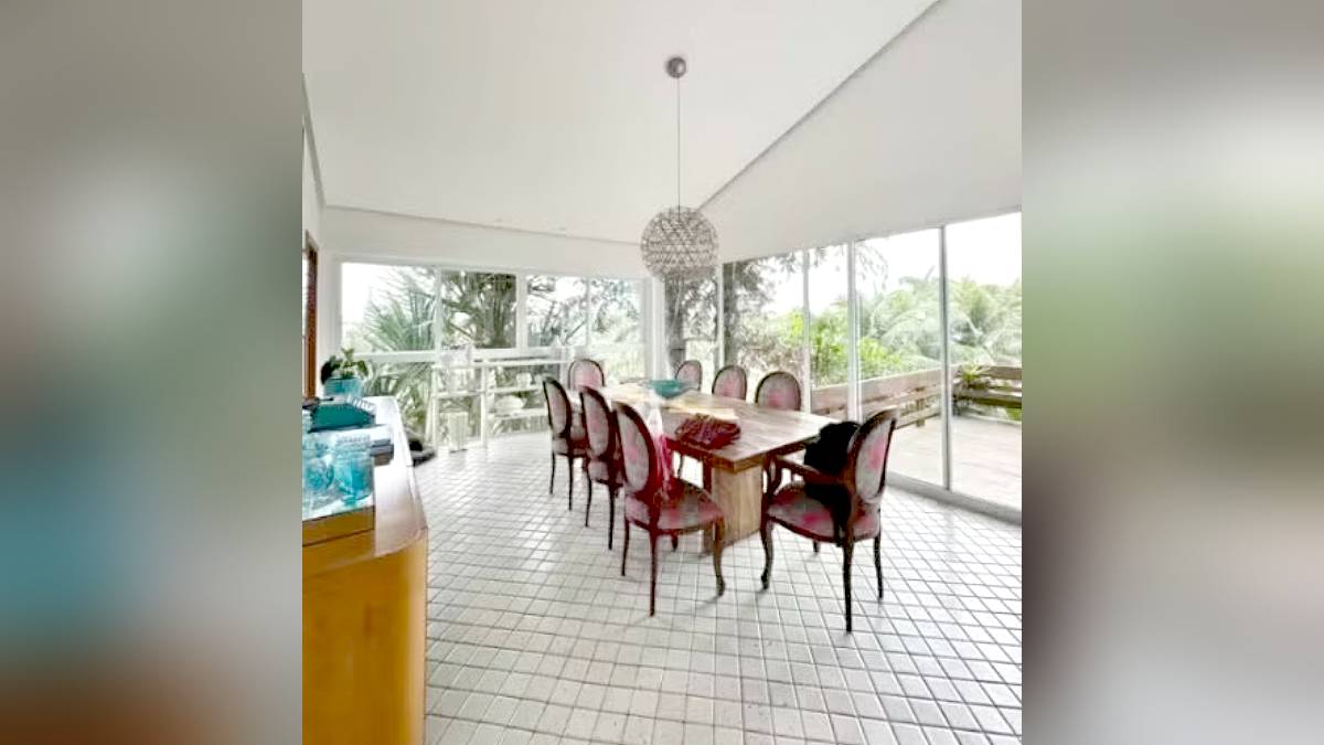 Estrutura possui 667 metros quadrados e chama a atenção pela vista privilegiada para o mar e para a Pedra da Gávea