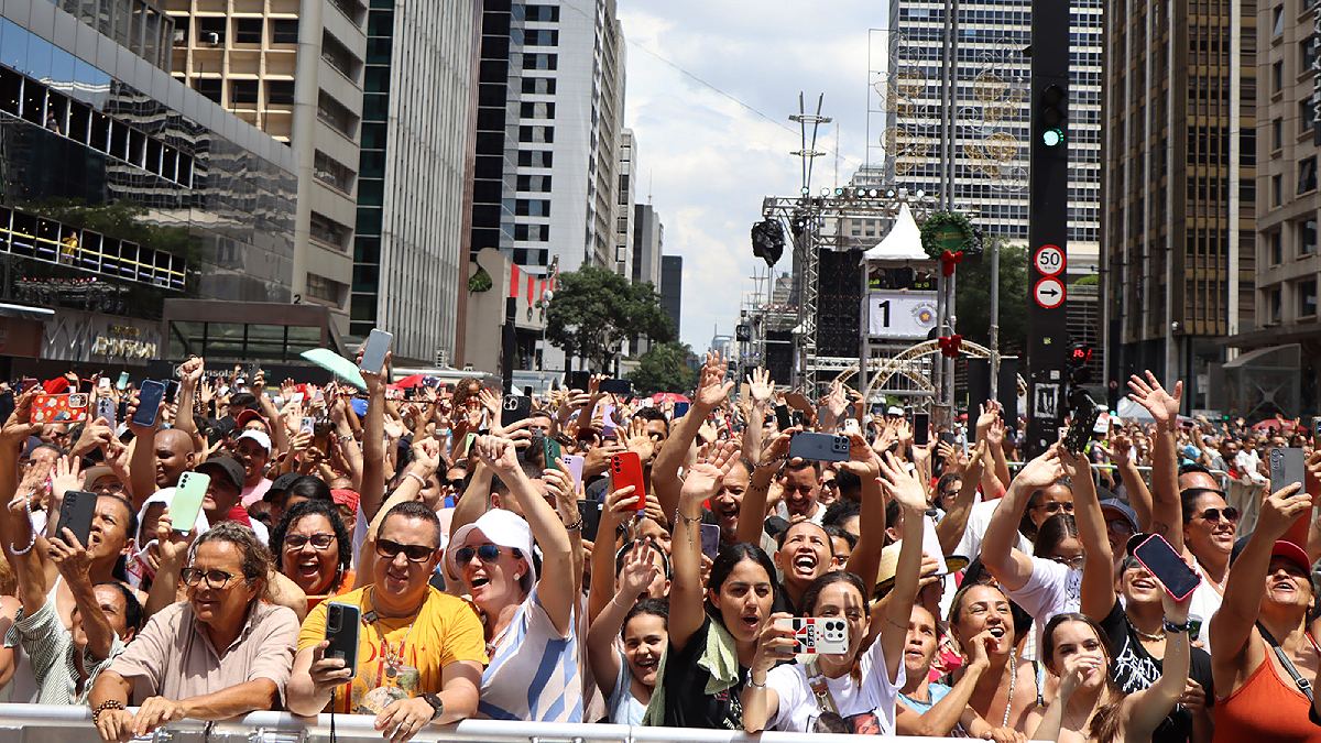 Multidão acompanha a virada para 2026 durante o Réveillon na Avenida Paulista, em São Paulo | Divulgação/Secom