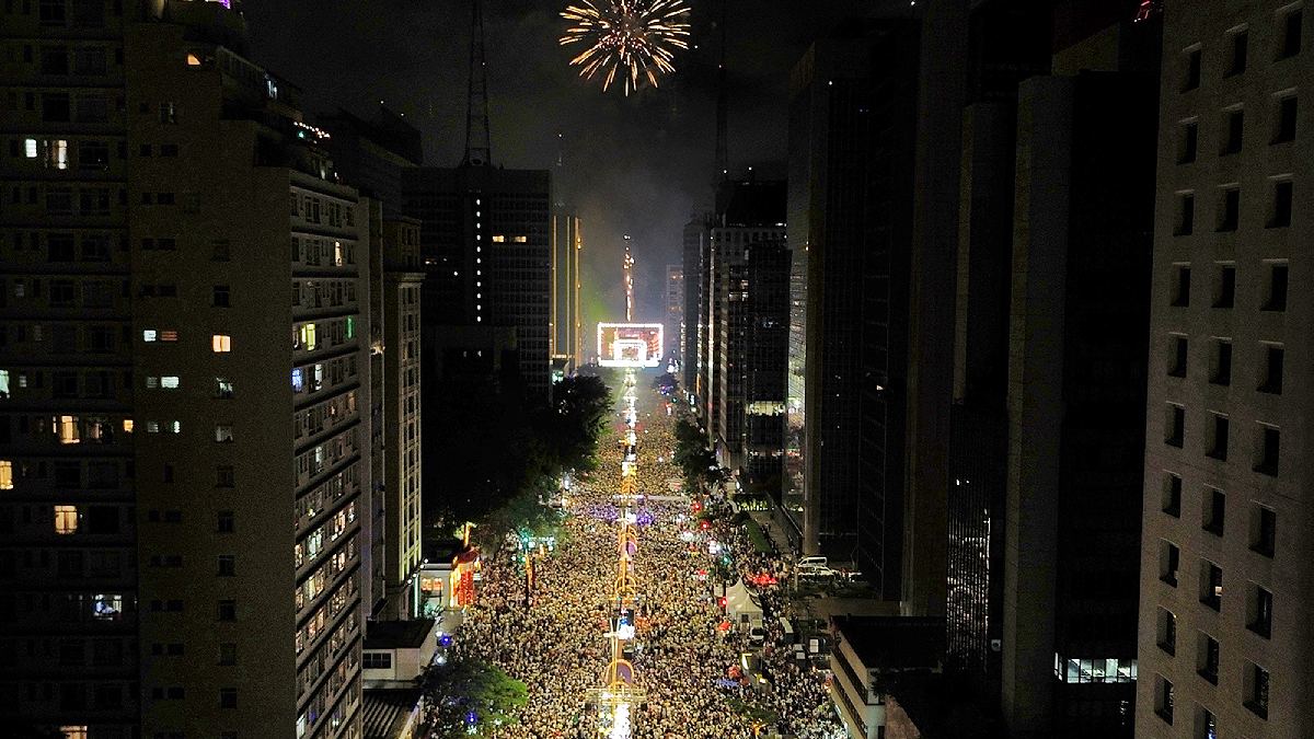 Fogos sem estampido marcaram a virada do ano em ação voltada à inclusão e ao bem-estar do público | Divulgação/Secom
