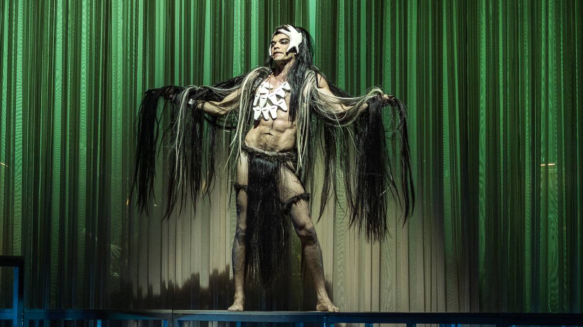 O Teatro Porto, em São Paulo, abre a temporada 2026 com o retorno de Ney Matogrosso - Homem com H, musical que já foi visto por mais de 86 mil pessoas.