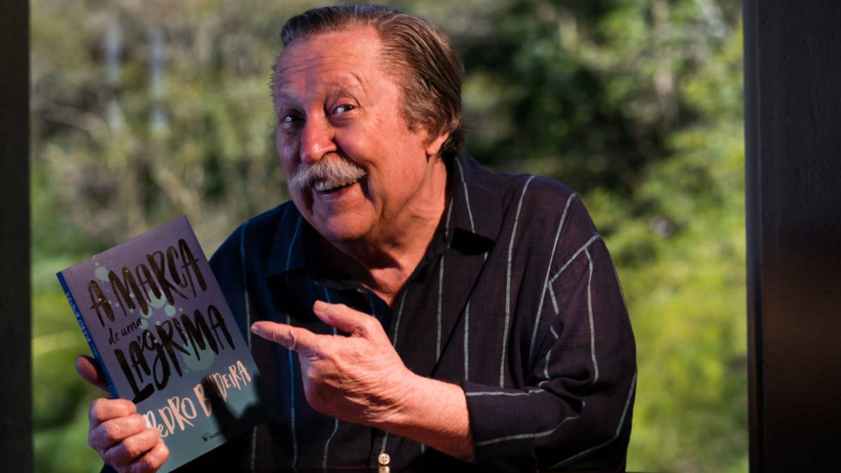 Autor de clássicos como O Fantástico Mistério de Feiurinha, A Marca de uma Lágrima e a série Os Karas, Pedro Bandeira é quase um sinônimo para literatura infantojuvenil brasileira.
