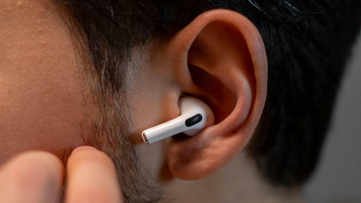 Os fones intra-auriculares e auriculares se destacam por sua portabilidade (Foto: Freepik)