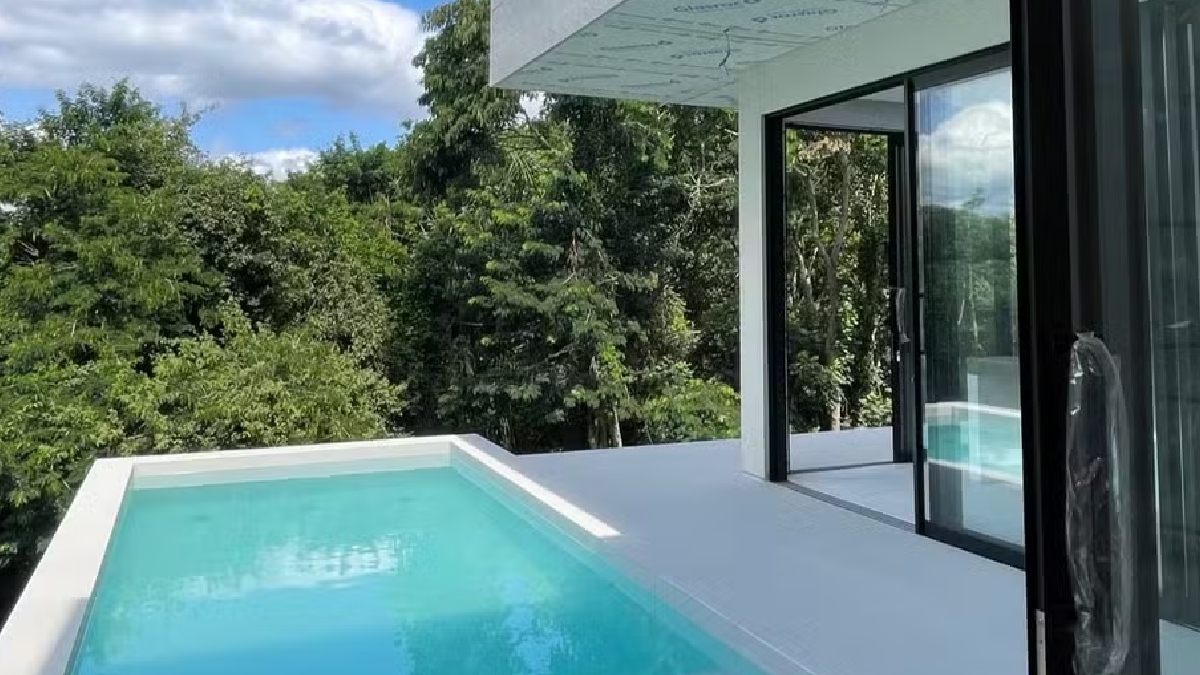 Com espaço amplo para diversas funcionalidades, outro diferencial do local é o de iluminação natural, privilegiando o conforto e funcionalidade sem deixar a ideia de sustentabilidade de lado.