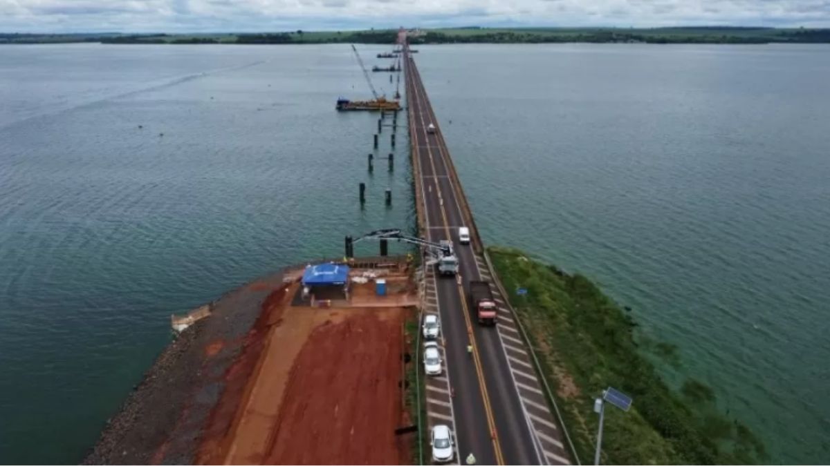 Mais que uma ponte, um marco. Veja por que essa estrutura em SP é comparada ao maior arranha-céu do planeta. - Foto/Divulgação/Entrevias