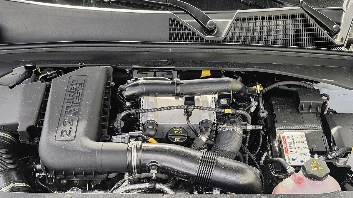 Desenvolvido e preparado especificamente para as necessidades da América do Sul, o novo motor turbodiesel de quatro cilindros em linha gera 200 cavalos de potência. Gabriel Dias/Flashmotors
