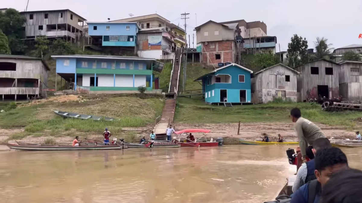 Isolamento influencia preços, abastecimento e atendimentos de saúde no município do Acre cercado pela floresta e pelos rios. Foto: Reprodução/Youtube