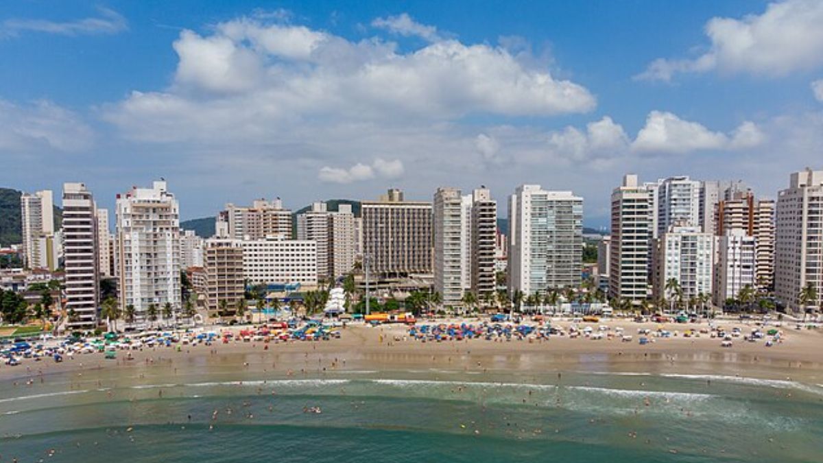 Não é novidade que pode ser preciso reservar dinheiro para arcar com custos de passeios e pontos turísticos (Foto: Governo do Estado de São Paulo/Wikimmedia Commons)