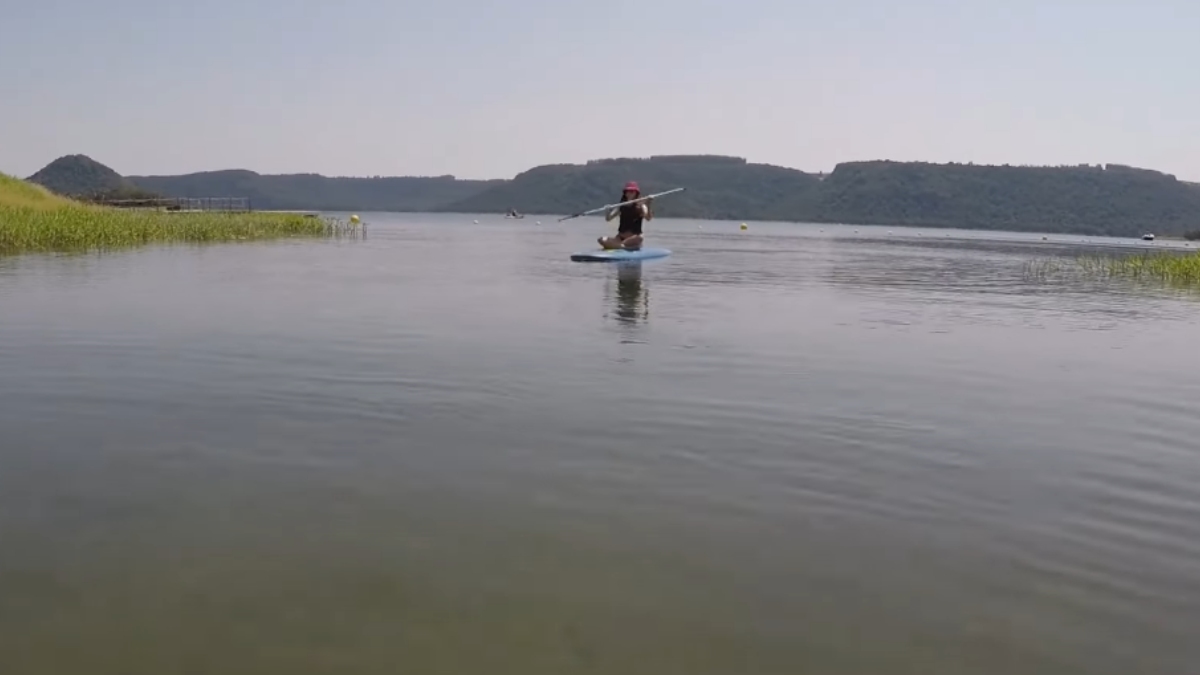 Os hóspedes podem aproveitar para praticar stand up paddle e caiaque no local.