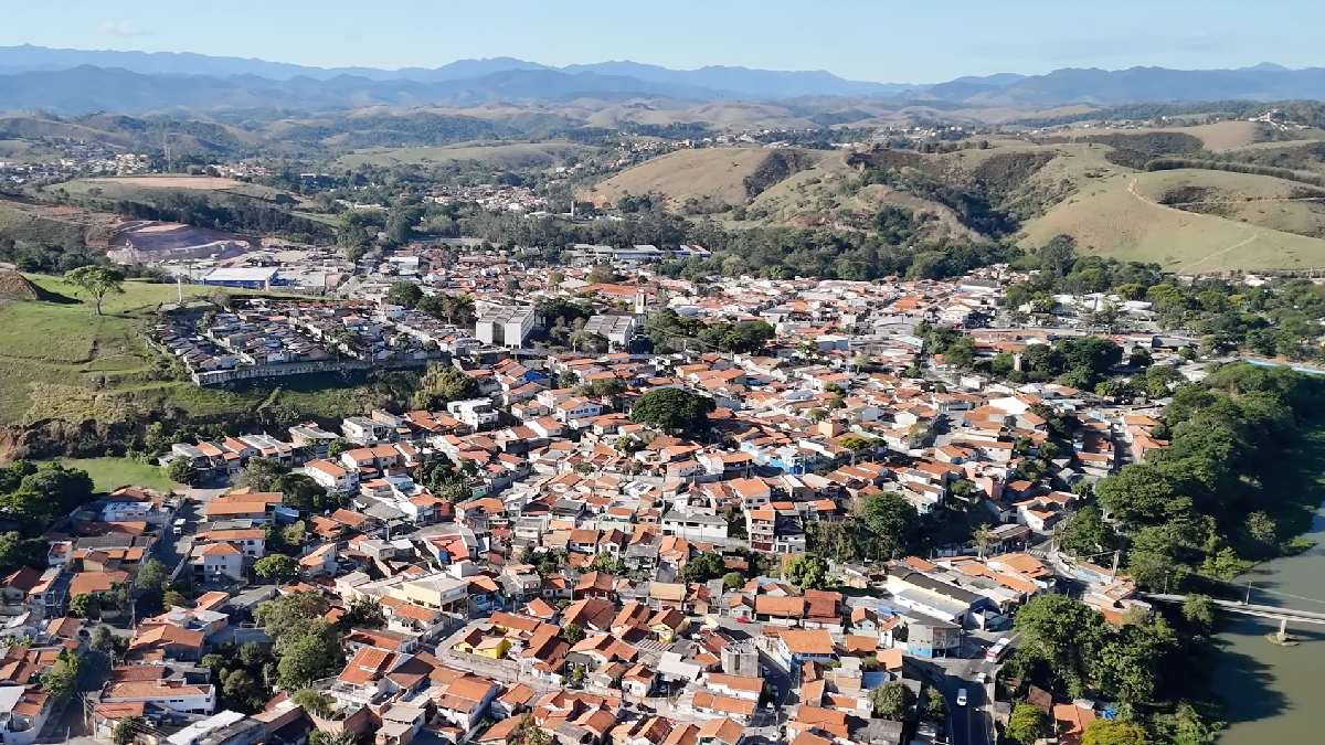 Na prática, a ISO 37125 funciona como uma régua para avaliar cidades sustentáveis, inteligentes e resilientes.