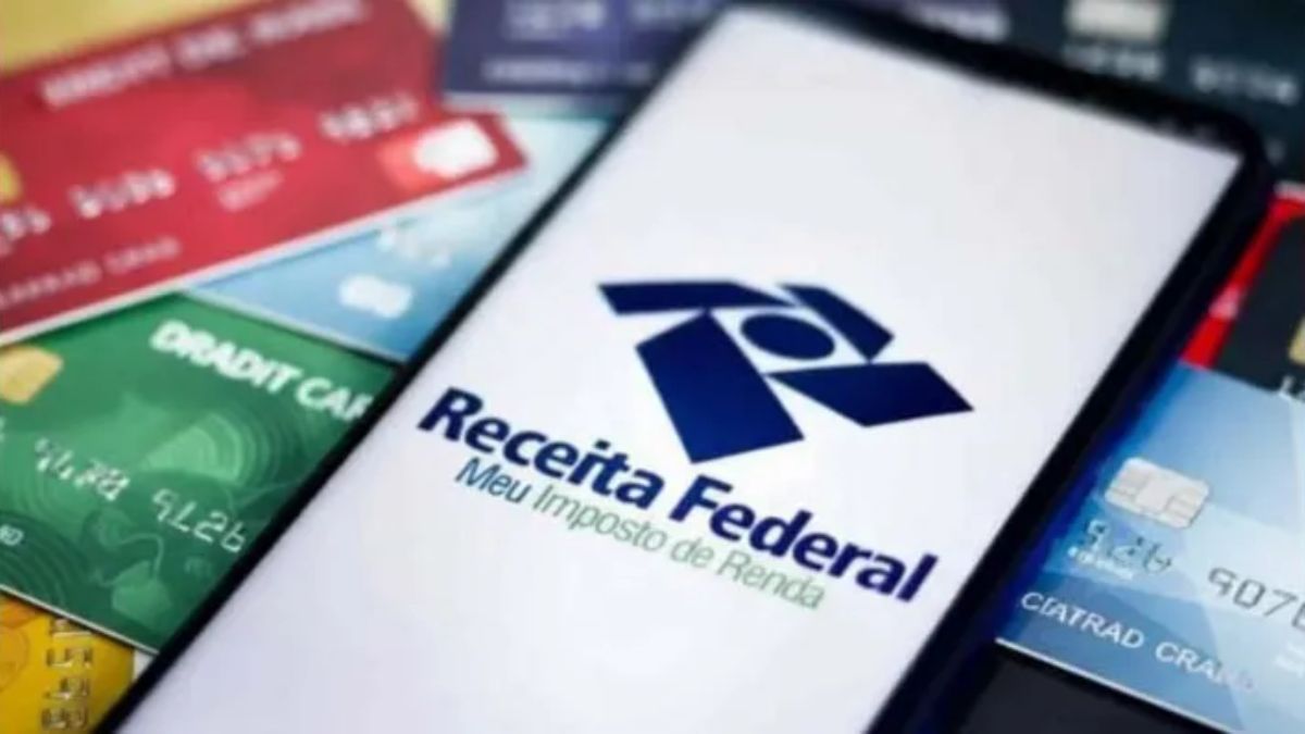 Emprestar cartão a familiares coloca você na mira da Receita Federal. Foto: Reprodução