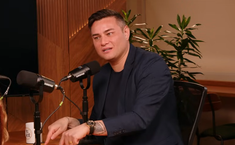 Muitos anos depois, porém, ele fundou a 4Life Prime e atingiu um faturamento expressivo de R$ 220 milhões em 2024 (Fotos: Reprodução YouTube)