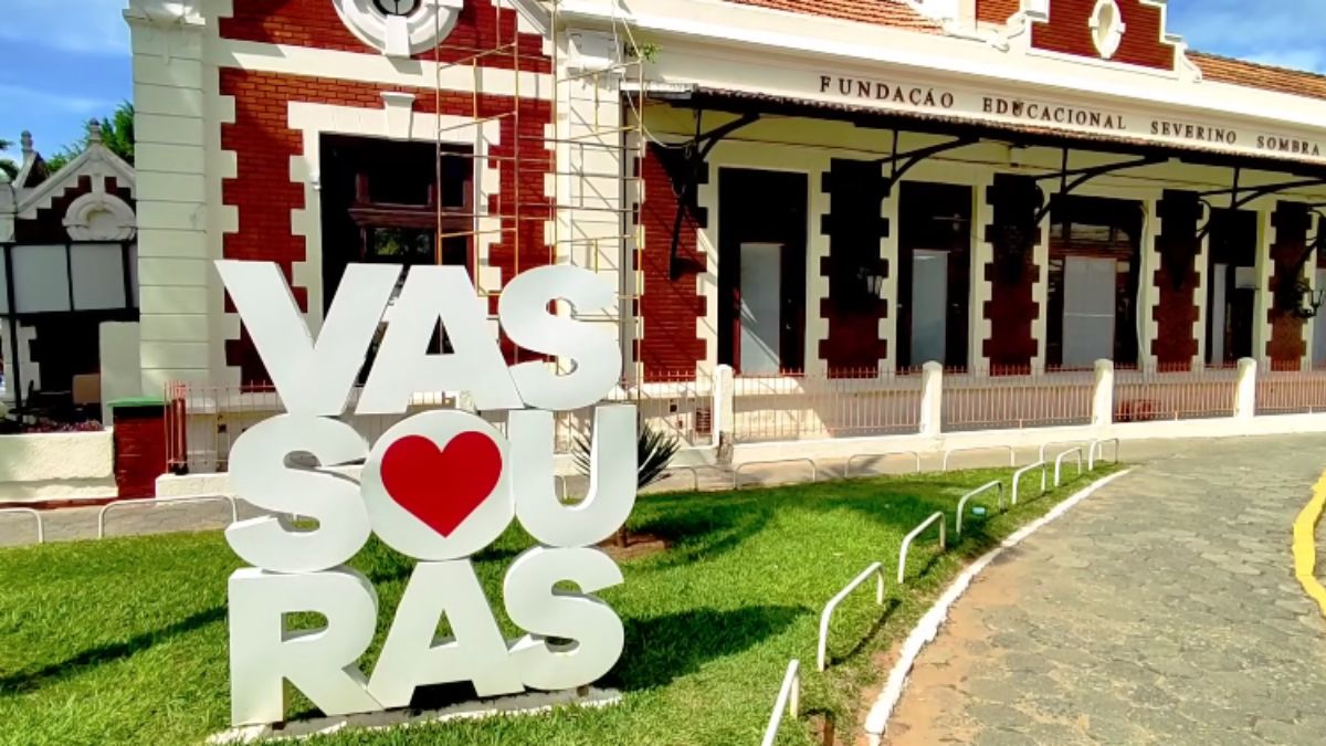 No coração do Vale do Café, a cerca de 120 km da capital do Rio de Janeiro, fica Vassouras (RJ), cidade marcada pelo auge do café em meados de 1850