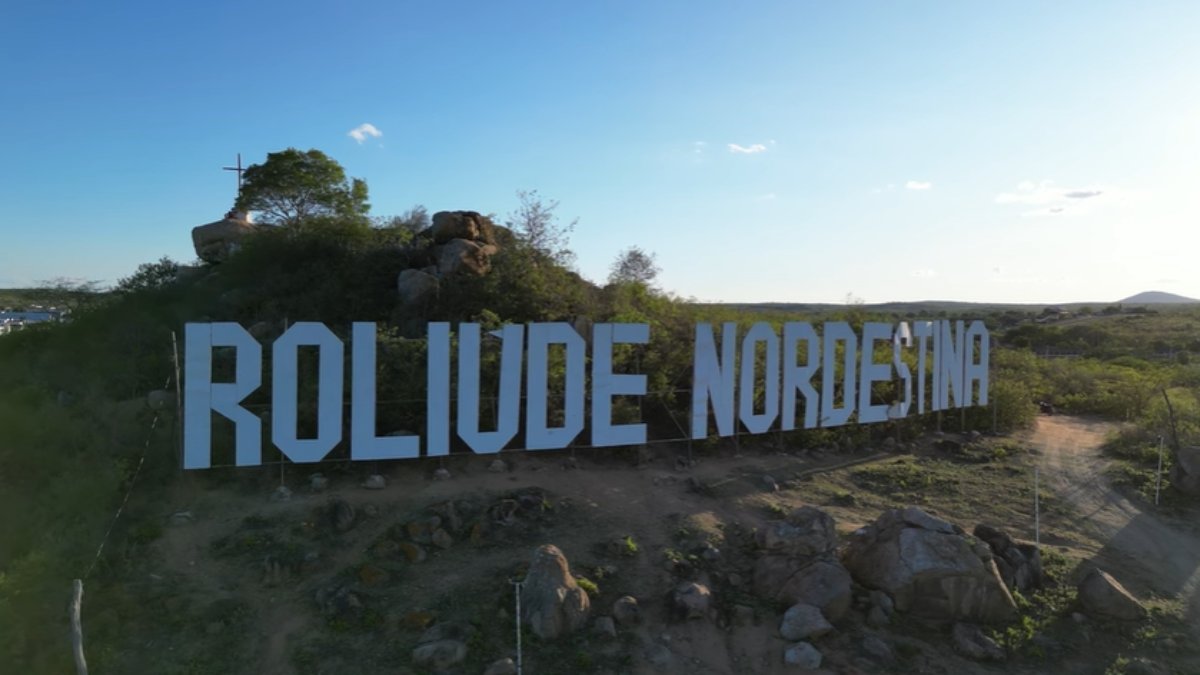 Cabaceiras foi palco de mais de 50 produções audiovisuais, o que lhe rendeu o apelido de 'Roliúde Nordestina' (Foto: Reprodução YouTube)