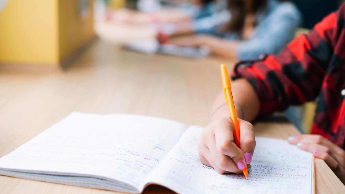 As técnicas de aprendizagem ativa colocam o aluno em contato direto com o conteúdo e exigem participação cognitiva - (Freepik)