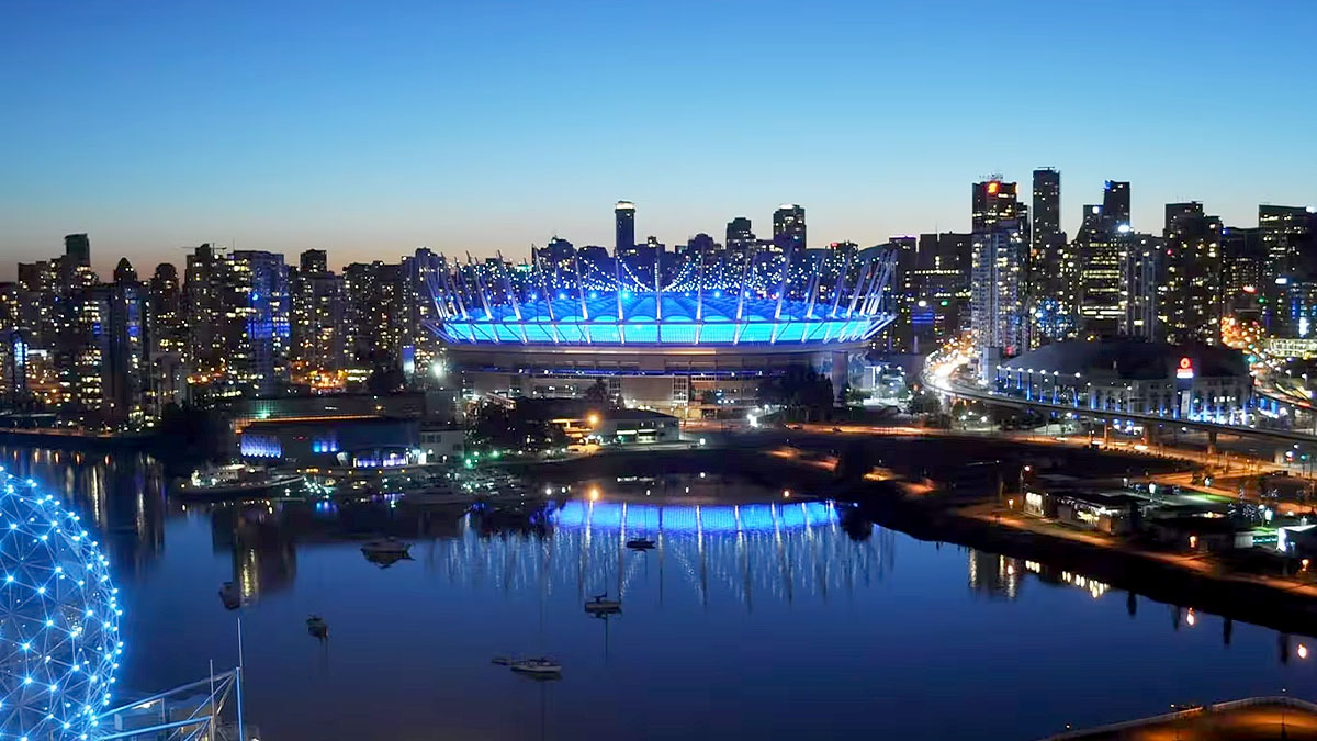 Agora em seu 40º ano de existência, o Vancouver Stadium continua sendo uma peça de arquitetura impressionante situada às margens da enseada de False Creek. Divulgação/FIFA