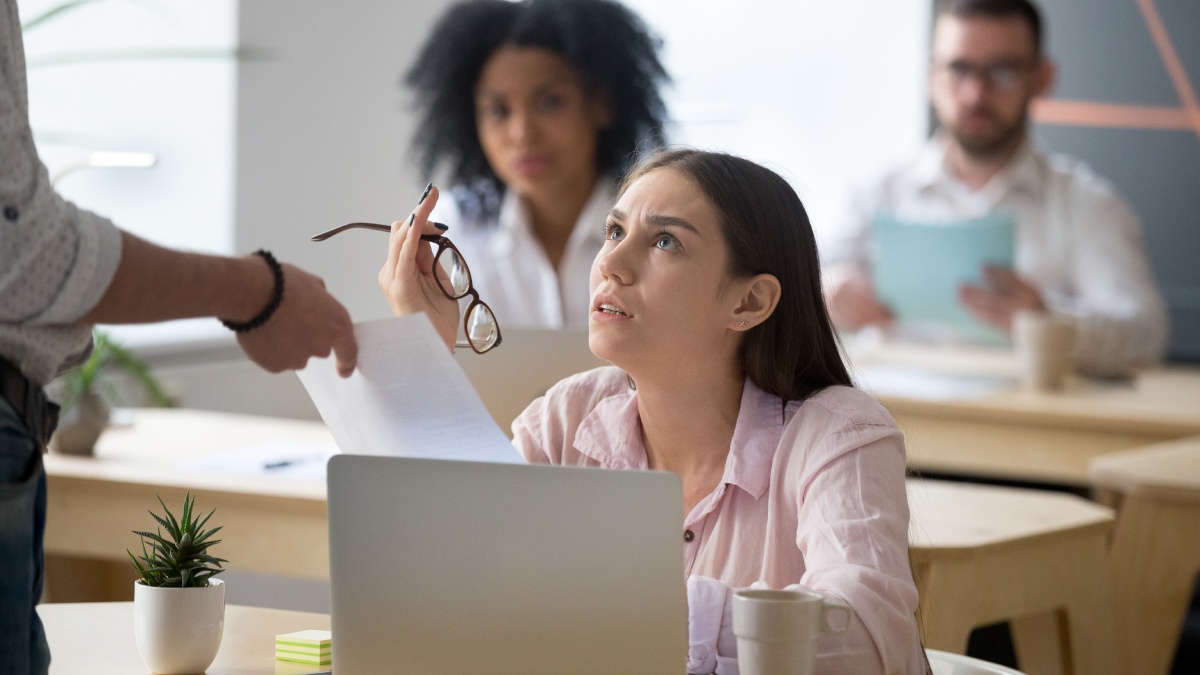 O resultado costuma ser ruim inclusive para a empresa, que perde acesso a um grupo inteiro de profissionais em um cenário global no qual vários setores já reclamam de escassez de mão de obra qualificada.