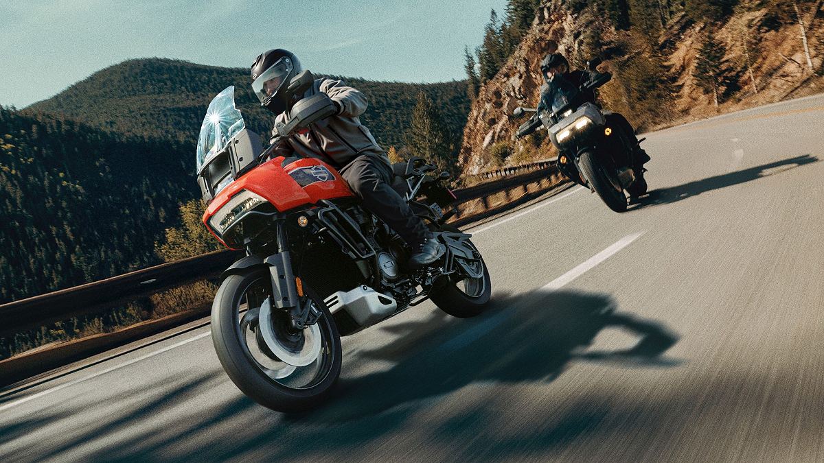 Totalmente inédita, a Pan America não compartilha uma única peça com qualquer outro modelo da Harley- Davidson.