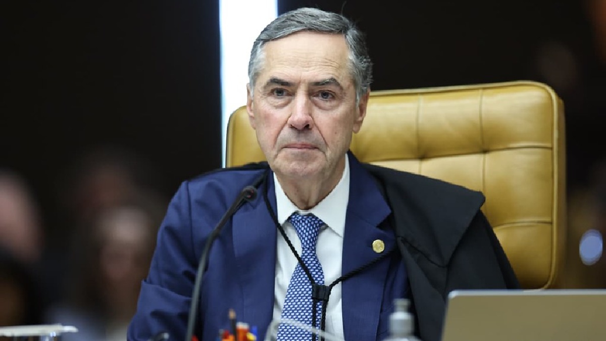 Potenciais invasões de prerrogativas entre os Poderes também se tornam ponto de inflexão, como afirmado pelo ministro Luís Roberto Barroso: "Espero que venha do Congresso. Mas vamos ter que julgar aqui no Supremo se ela não vier." (Foto: Antonio Augusto / STF)