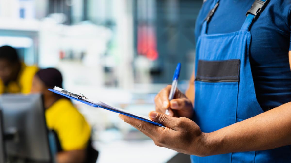 Setores de serviços lideram a oferta de vagas, especialmente nos grandes centros