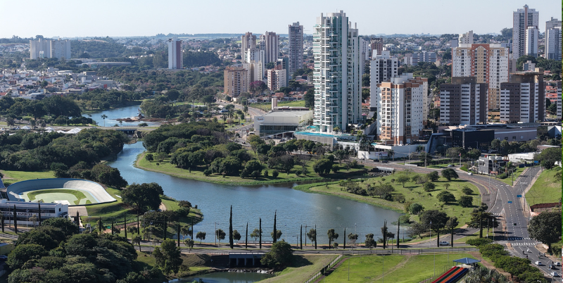 Em Indaiatuba, o Parque Ecológico de Indaiatuba, é o cartão-postal da cidade e ponto de caminhada e lazer ao ar livre. Foto: Divulgação