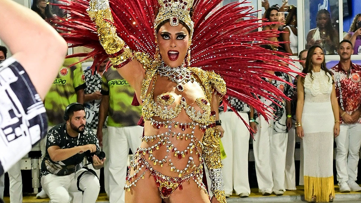 Processo de criação começou em 2025 e buscou equilibrar três frentes: o DNA sofisticado da Dolce & Gabbana, o desejo pessoal da atriz e o enredo. Foto: Leo Franco/AgNews