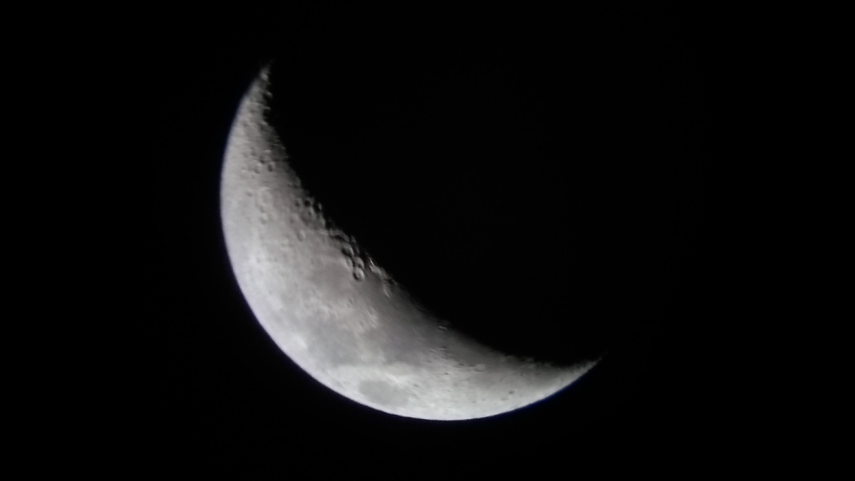 Estimativas indicam que, logo após a formação do planeta, há cerca de 4,5 bilhões de anos, um dia podia durar apenas 6 horas. Foto: Wikimedia Commons
