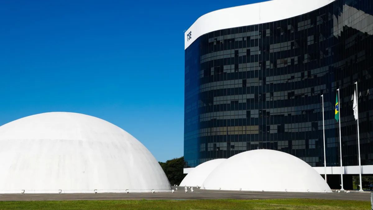 Fachada do prédio do TSE (Tribunal Superior Eleitoral)