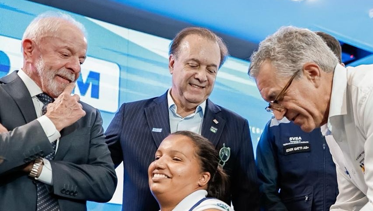 Lula também deu início à vacinação contra a dengue para profissionais de saúde da Atenção Primária/Ricardo Stuckert/PR