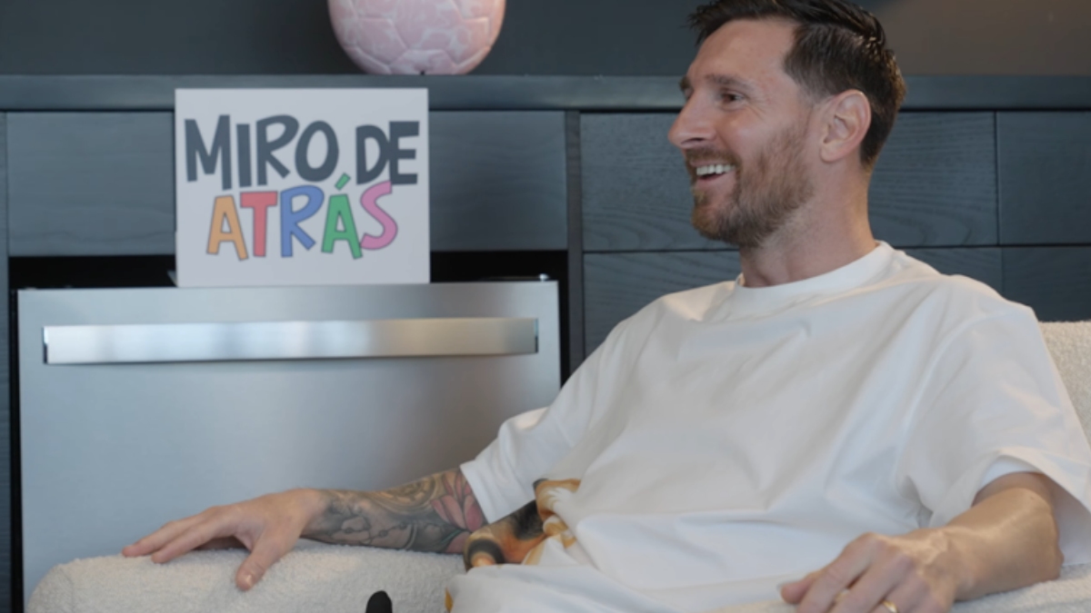 Em outro momento da entrevista, Messi afirmou que vive um momento bem tranquilo em relação à exposição de sua imagem - (Reprodução/YouTube)