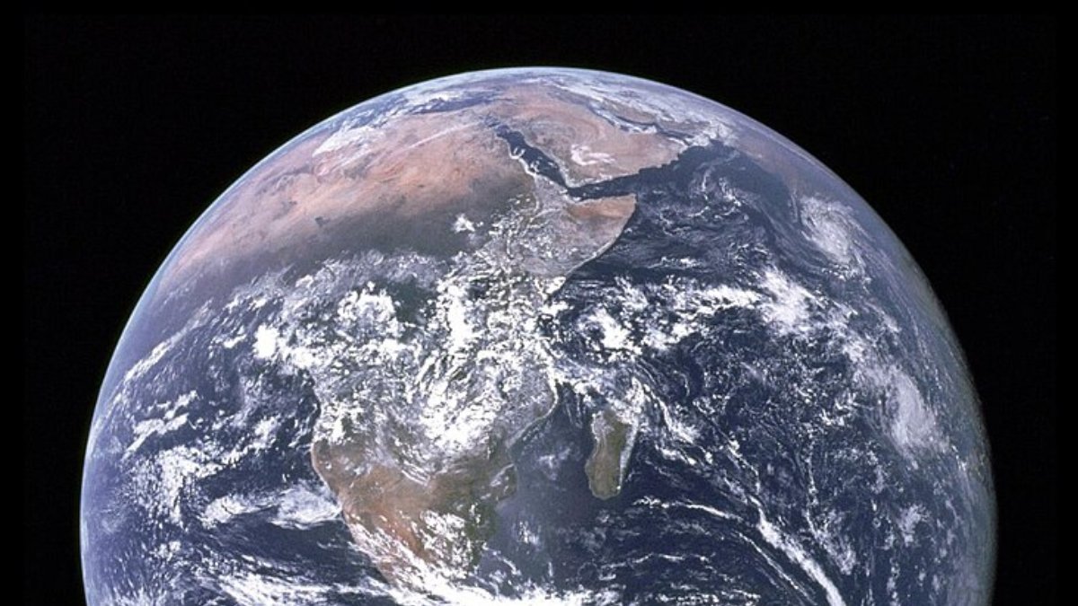 Estudos apontam que o Sol crescerá a ponto de 'engolir' as órbitas de Mercúrio e Vênus; a Terra pode não ser atingida dessa forma, mas enfrentará calor intenso e contínuo (Foto: NASA on The Commons/Wikimedia Commons)