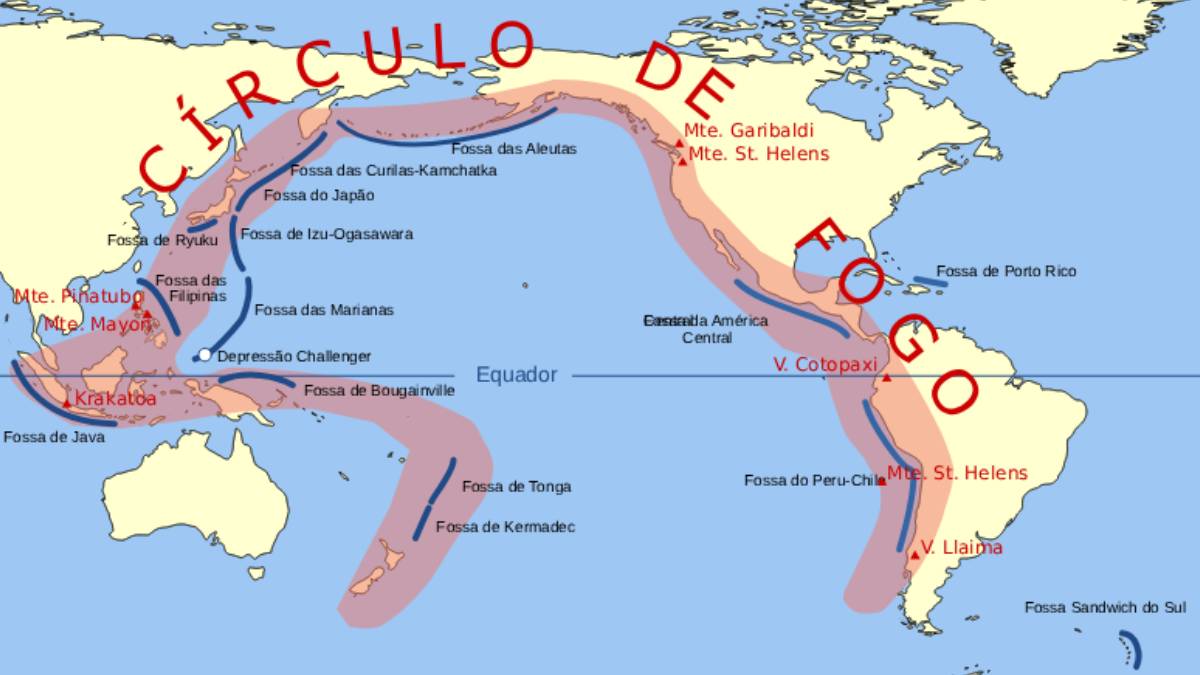 Com mais de 40 mil quilômetros de extensão, o Anel de Fogo do Pacífico desenha uma "ferradura" de instabilidade que conecta as Américas à Ásia. É nesta zona onde se concentram 75% dos vulcões ativos do planeta e 90% de todos os terremotos registrados. Foto: Wikimedia Commons