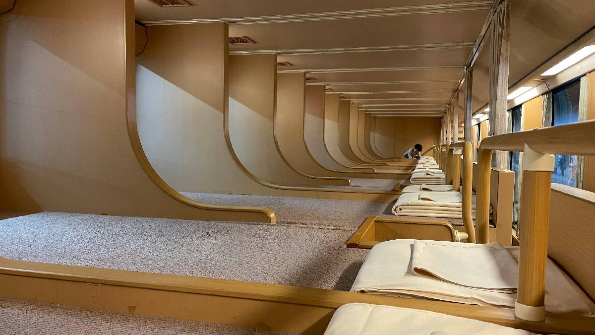 O foco japonês migra da exaustão para o descanso regulamentado: novas salas de sono combatem o estresse corporativo. Foto: Pexels