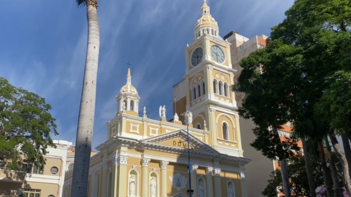 3. Palácio dos Tropeiros, símbolo histórico da cidade e ponto que ajuda a entender a identidade sorocabana. Foto: Reprodução/Youtube