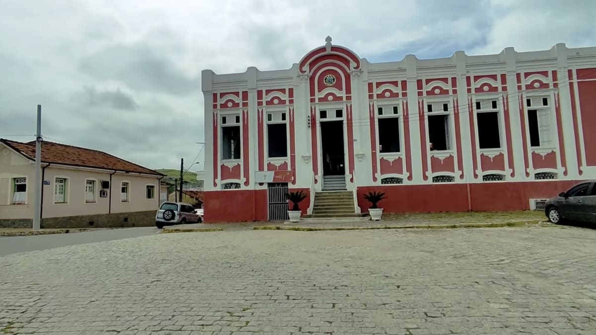 Igreja Matriz de São João Batista é um dos principais cartões-postais da cidade - YouTube