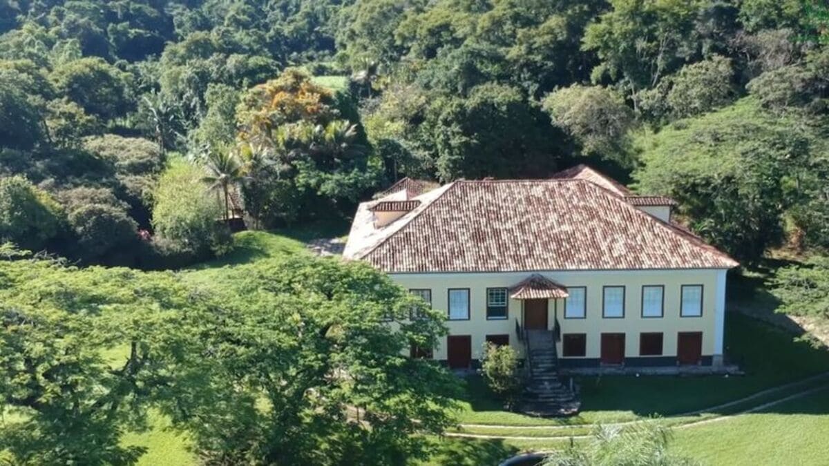 Casarões históricos de Bananal preservam a arquitetura do ciclo do café - Reprodução/YouTube
