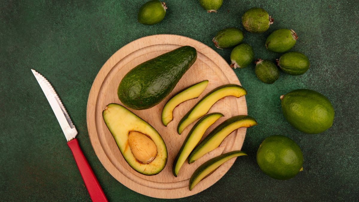 Um pouco de cuidado e ciência garantem que seu abacate permaneça verde vibrante e delicioso por muito mais tempo
