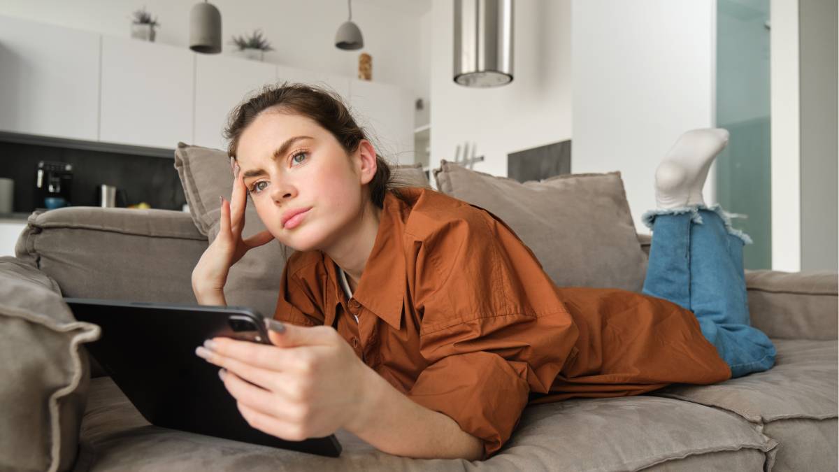 Você já entrou em um cômodo da casa e, de repente, esqueceu completamente o que ia fazer? A situação é comum, e, apesar de parecer um "branco" estranho, tem explicação científica