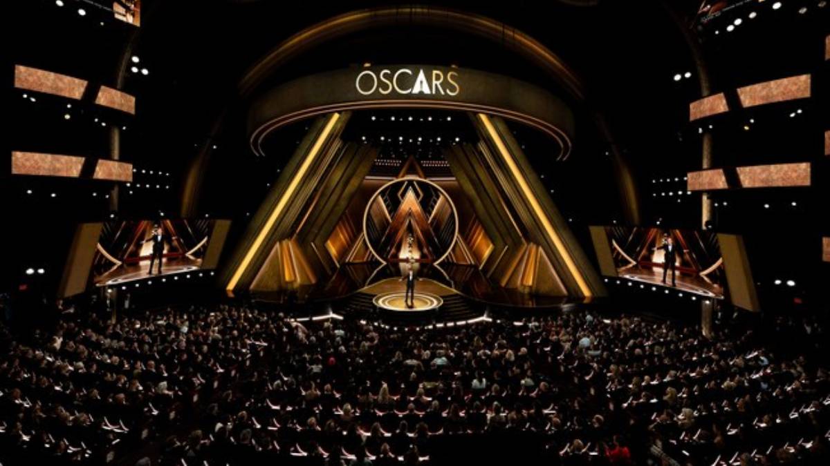 Nem quando um ator se levanta para receber um prêmio. Nem quando alguém sai por alguns minutos. Nas imagens da transmissão, a plateia parece sempre completa (Foto: Reprodução/ Academy of Motion Picture Arts & Sciences)