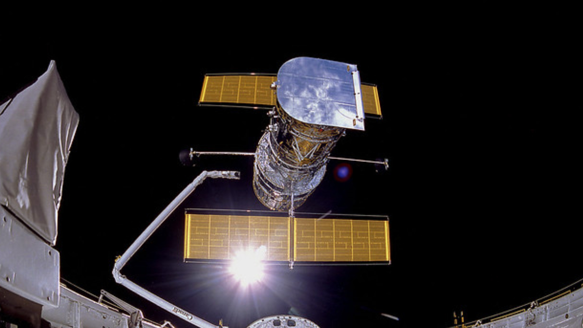 Registro do telescópio revela detalhes raros do nascimento de um novo planeta (Reprodução: NASA)