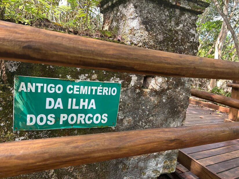O acesso de barco até a Ilha Anchieta revela um destino que mistura aventura, história e algumas das vistas mais bonitas de Ubatuba. Foto: Bruno Hoffman/Gazeta de S. Paulo